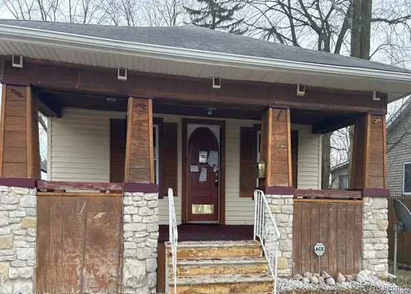 1928 Parkwood, Saginaw, MI 