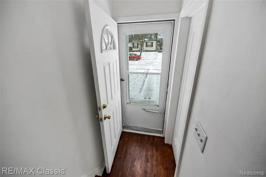 635 Wesbrook, Pontiac, MI  - #3