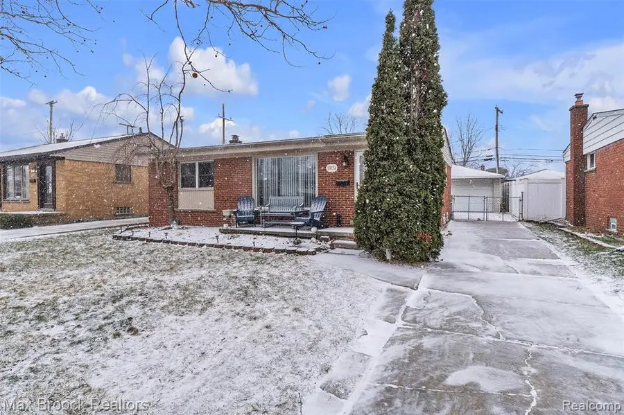 15738 Scott, Southgate, MI  - Image #2