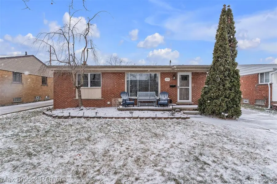 15738 Scott, Southgate, MI  - Image #3