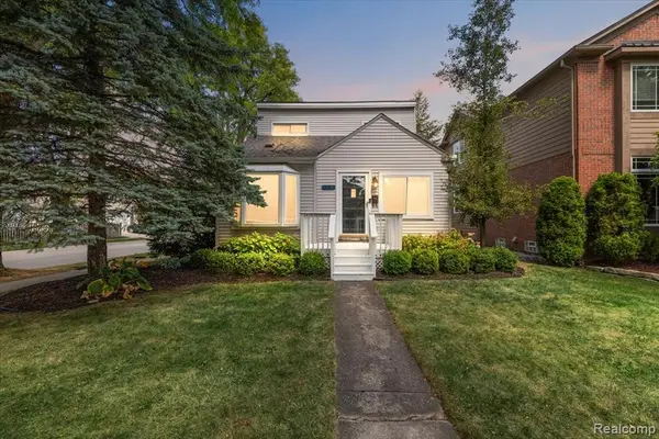 1109 Bird, Birmingham, MI 