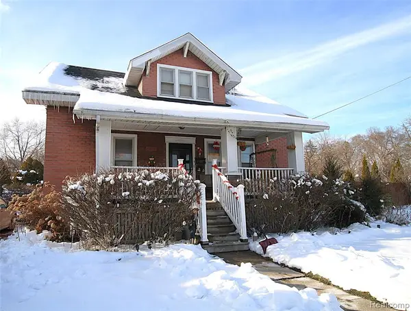 2447 Schaefer, Saginaw, MI 