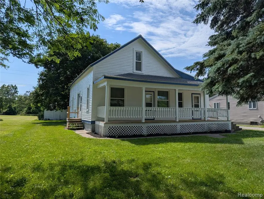 343 S Silver, Bad Axe, MI 48413 - #2