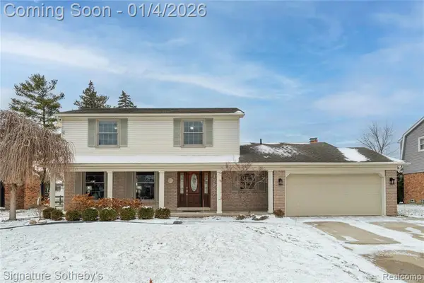 17937 Country Club, Livonia, MI 