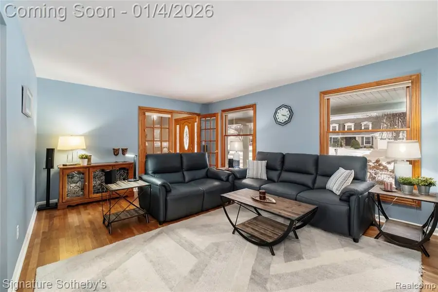 17937 Country Club, Livonia, MI  - Image #2