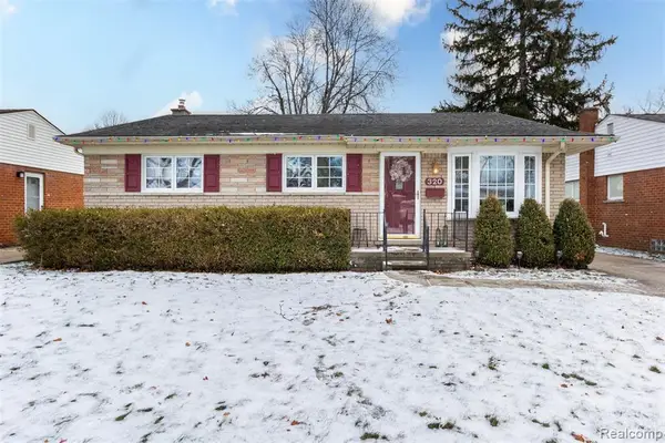 320 N Batchewana, Clawson, MI 