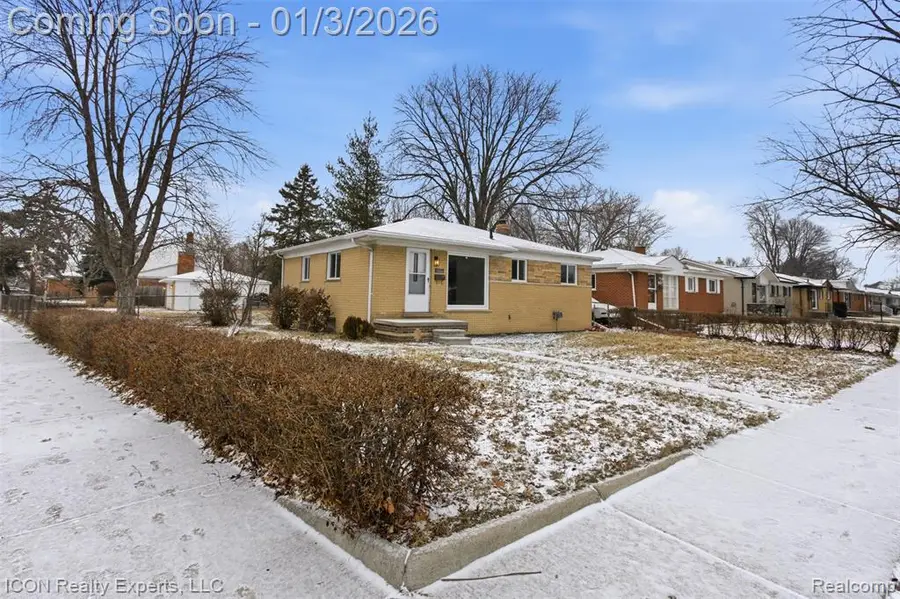 22401 Francis, Saint Clair Shores, MI  - Image #3