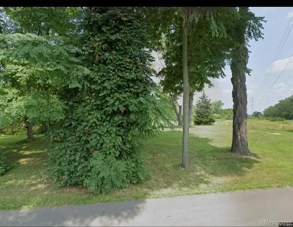 20710 N Superior, Taylor, MI 48180