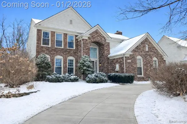 47497 Fox Run, Canton, MI 