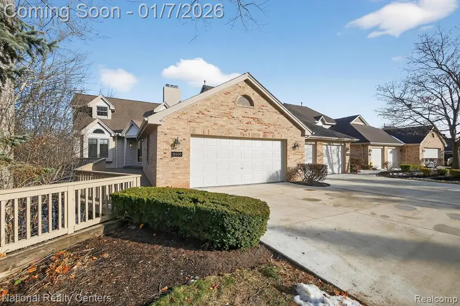 18600 Blue Heron Dr W, Northville, MI 48168 - Image #3