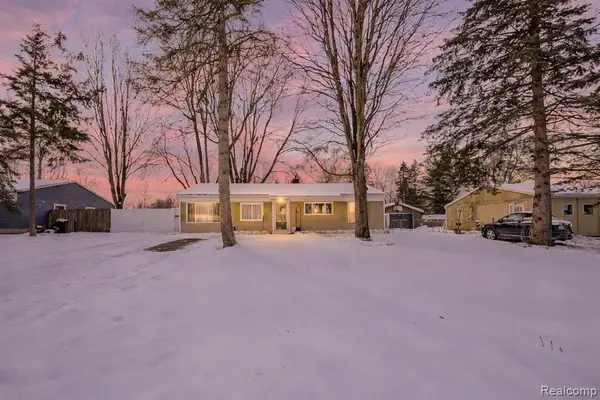 2465 Liter, Lake Orion, MI 