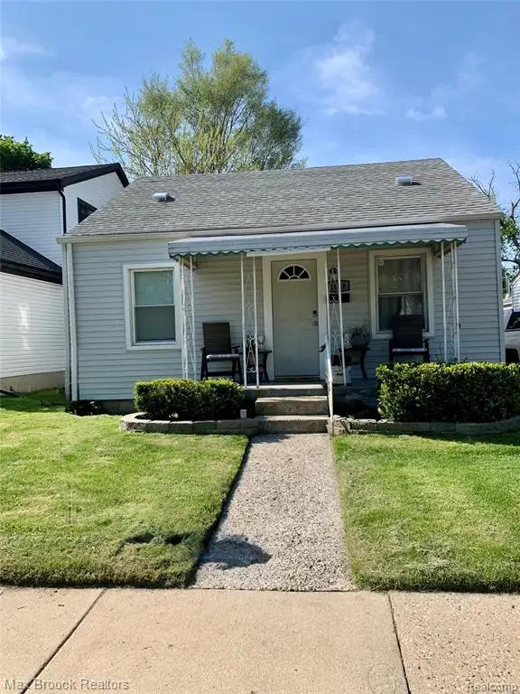 1448 E Harry, Hazel Park, MI 