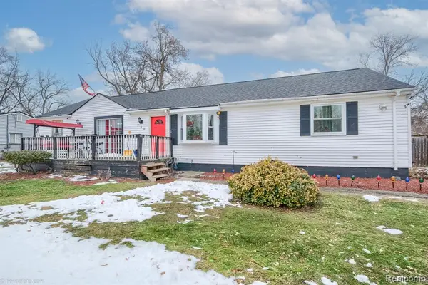 730 Stirling, Pontiac, MI 