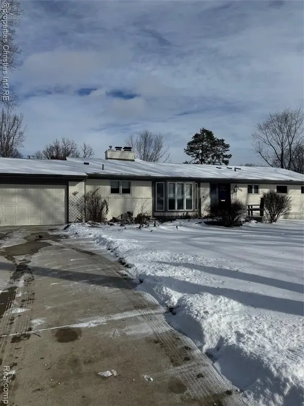 2820 Heathfield, Bloomfield Hills, MI 48301