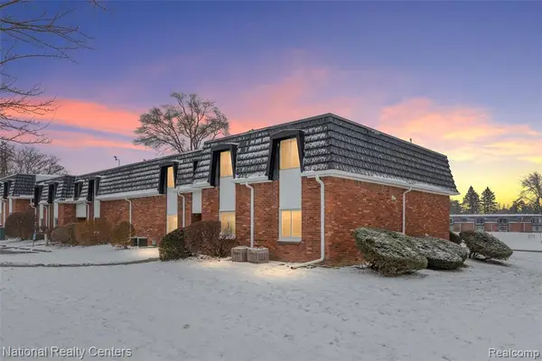 1872 Colonial Village #1, Waterford, MI 