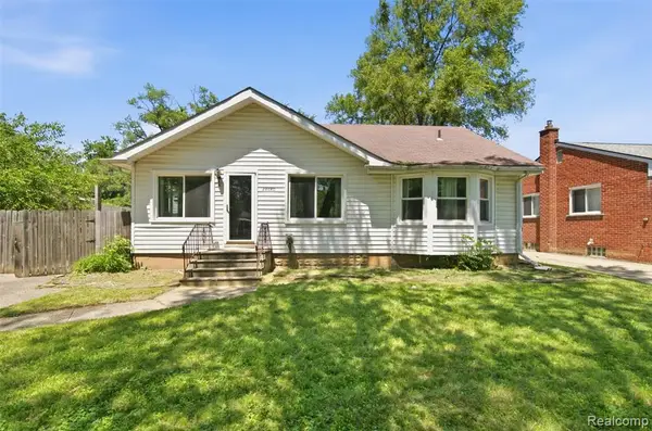 28640 Oakwood, Inkster, MI 48141
