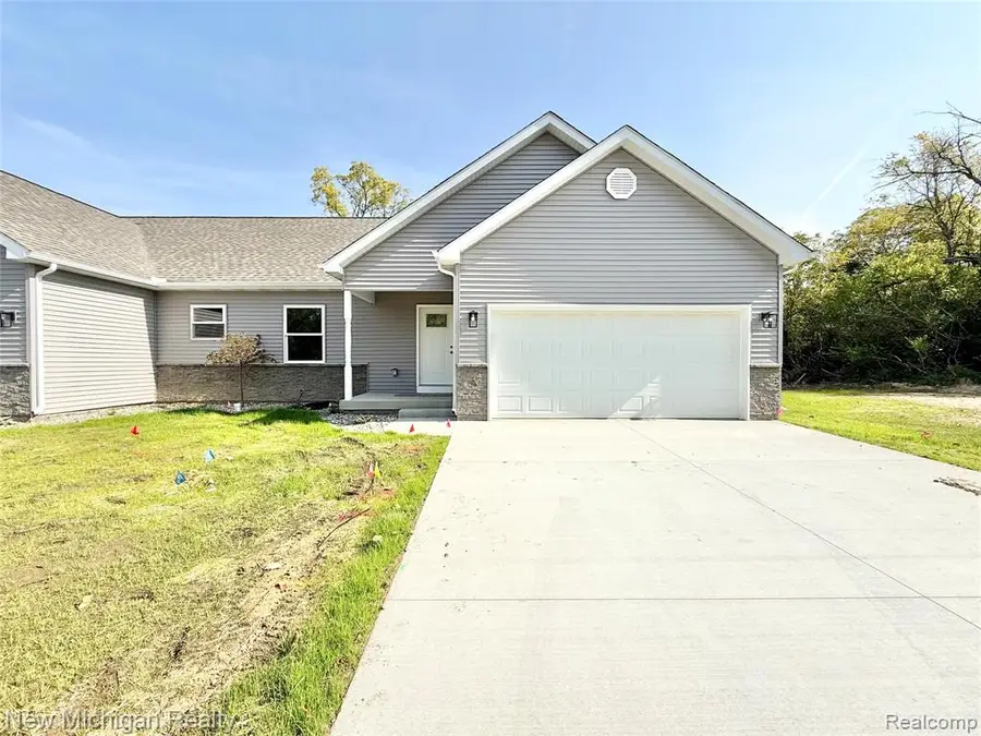 7056 Cambridge, Flushing, MI  - Image #2