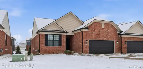 55638 Oak Pointe, Shelby Twp, MI 