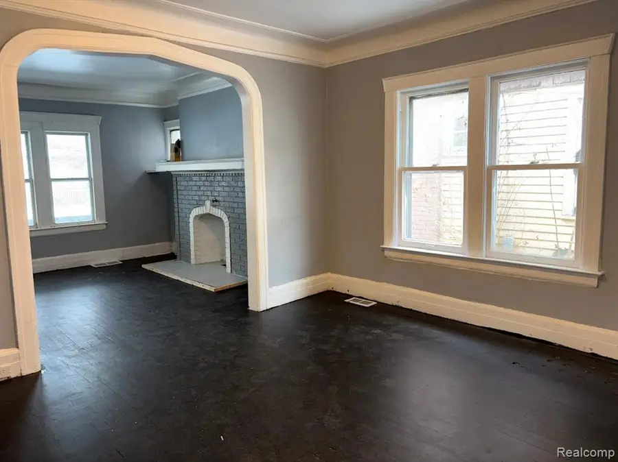 204 Philip, Detroit, MI 48215 - #3