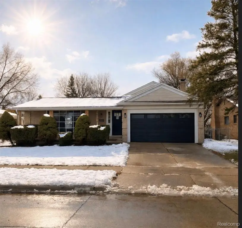 14851 Williamsburg, Riverview, MI  - Image #1