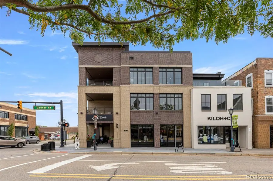 156 N Center Unit 302, Northville, MI 48167 - Image #2