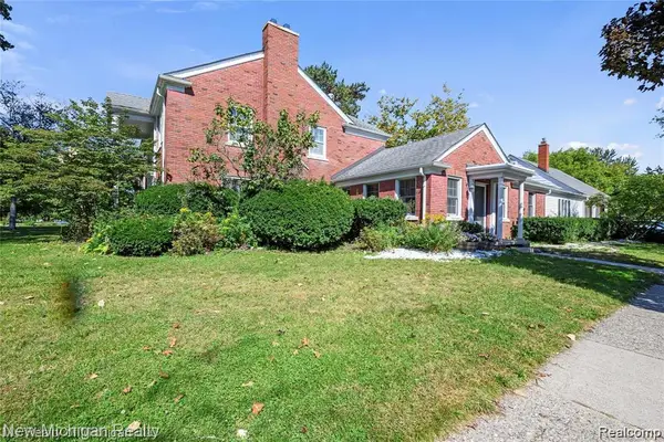 1206 Balfour, Grosse Pointe Park, MI 
