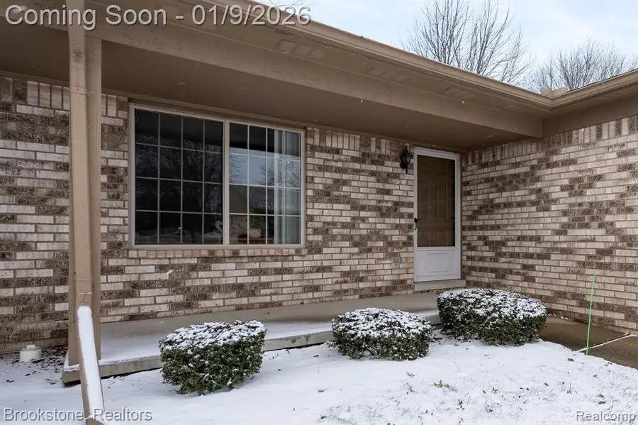 41505 Clinton Grove, Clinton Township, MI  - Image #3