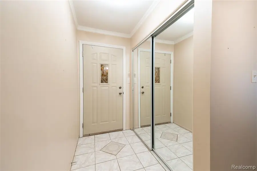 8063 Colony #1, Grosse Ile, MI  - Image #3