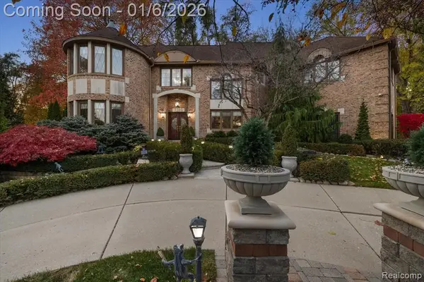 7310 Sandy Creek, Bloomfield Hills, MI 