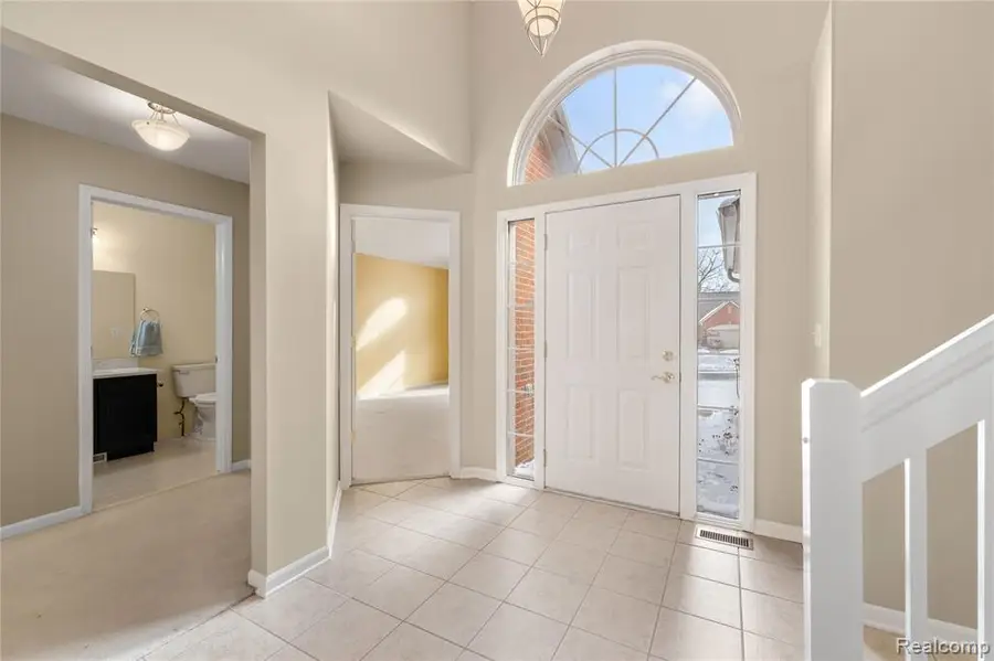 3841 Arbor #86, Auburn Hills, MI  - Image #3