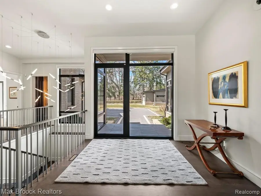 4890 Charing Cross, Bloomfield Hills, MI  - #3