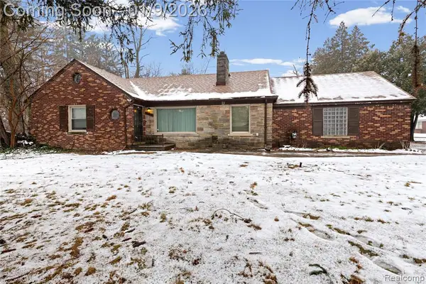 24125 Martha Washington, Southfield, MI 