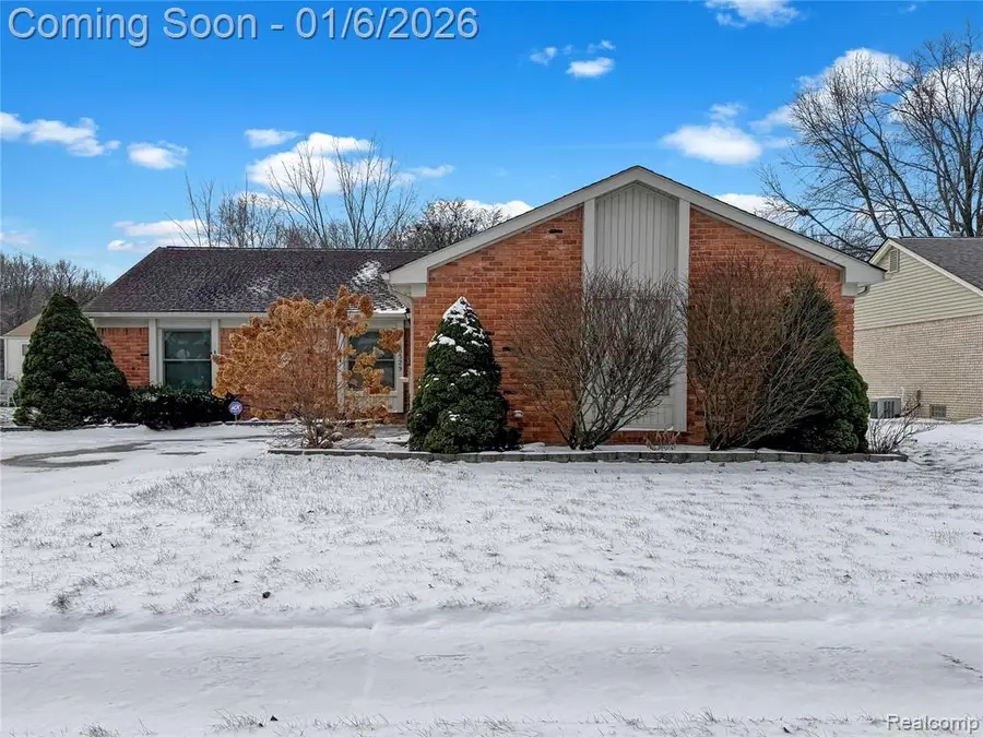 43529 Oakbrook, Canton, MI 48187 - #2