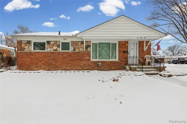 1069 Chippewa, Mount Clemens, MI 