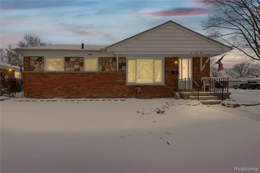 1069 Chippewa, Mount Clemens, MI  - #3