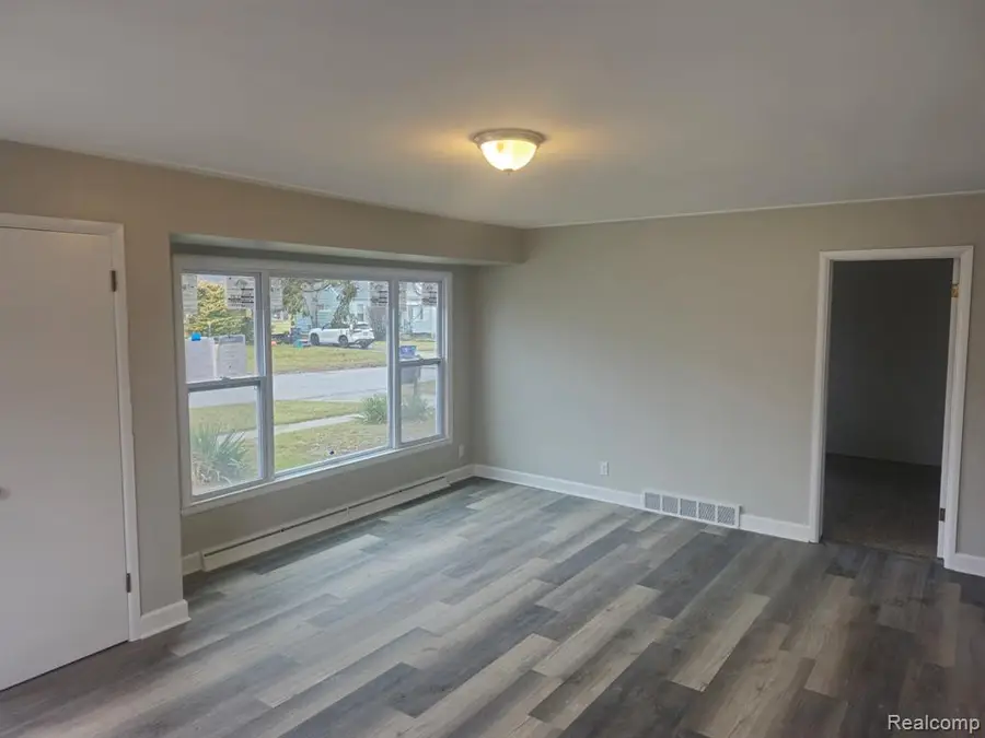 912 Markham, Flint, MI  - #3