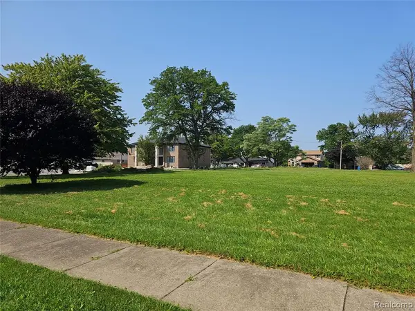 2207 Kinmore, Dearborn Heights, MI 48127