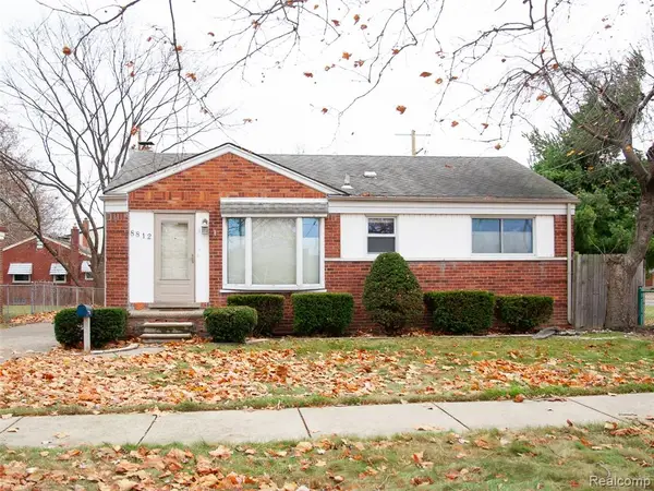 8812 Hemingway, Redford, MI 