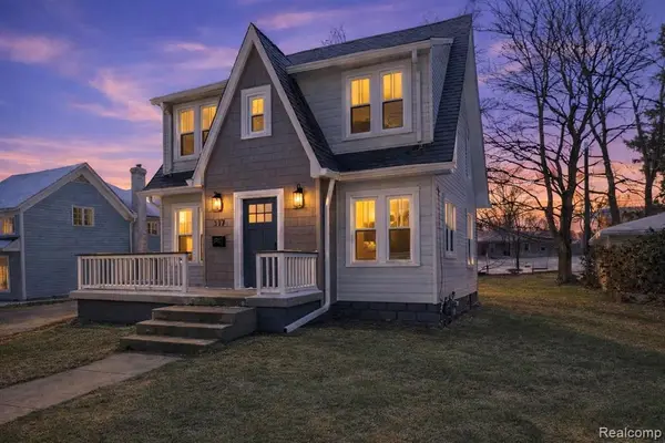 317 W Saint Clair, Romeo, MI 