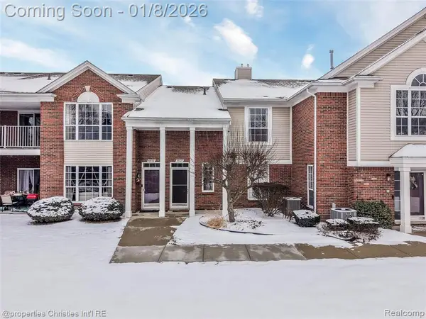 45727 Heather Ridge #224, Macomb, MI 