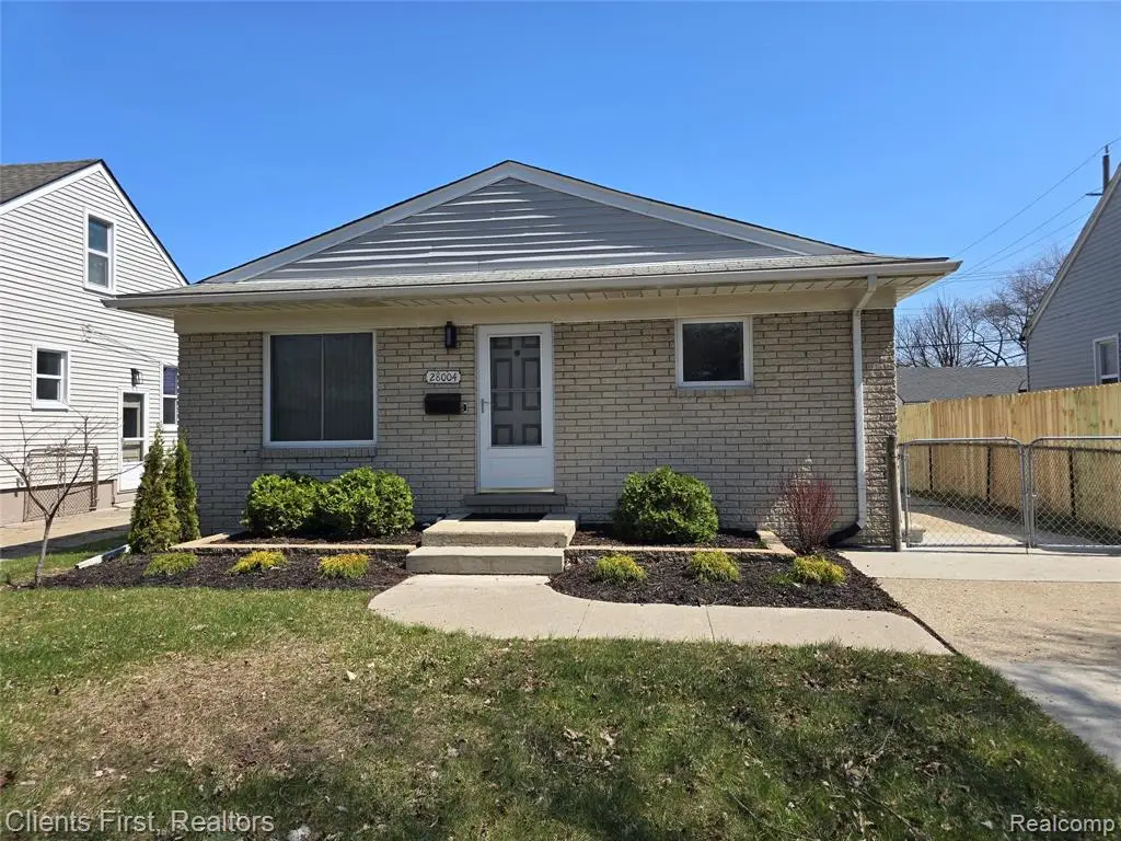 28004 Hughes, Saint Clair Shores, MI 48081 - #1
