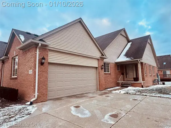 52210 S Gabriella #39, Macomb, MI 