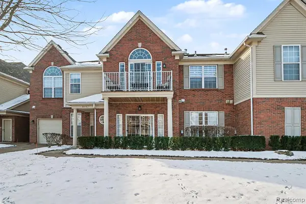 8469 Heywood, Sterling Heights, MI 