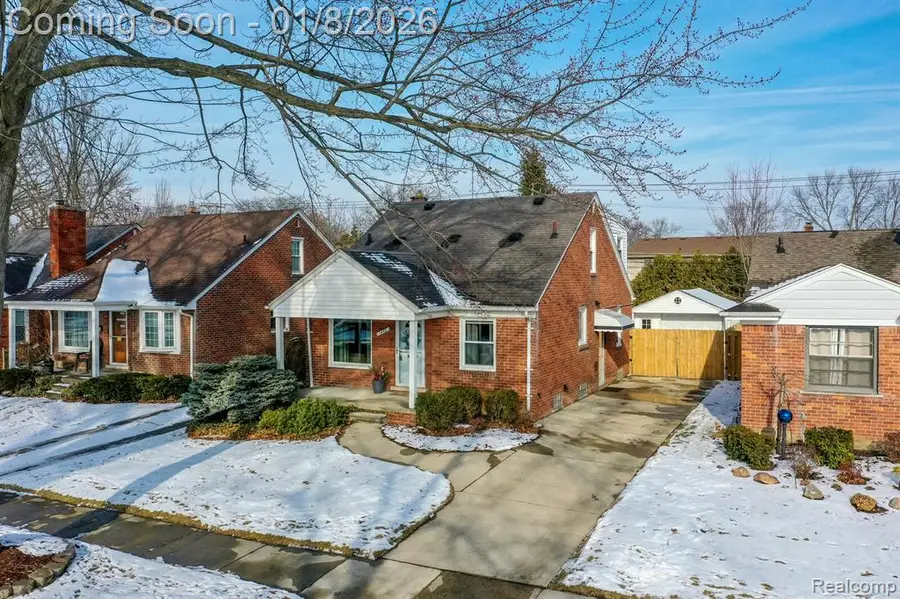 1456 Aline, Grosse Pointe Woods, MI  - Image #2