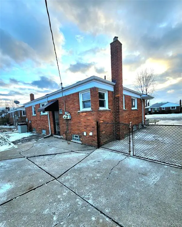 25070 Barbara, Roseville, MI  - #3