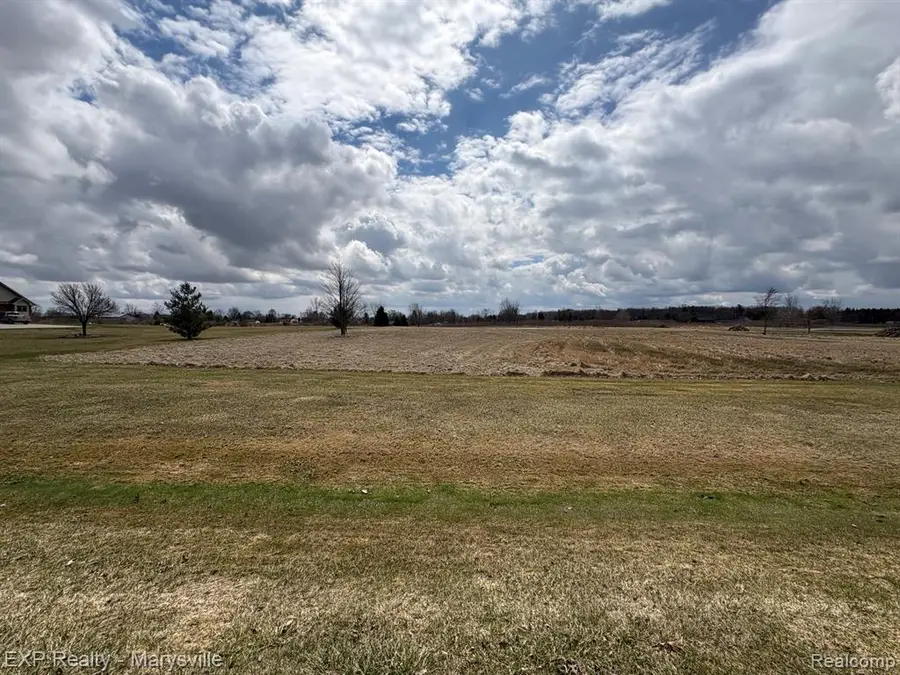 1 Putt-R Dr Putt-r, Capac, MI 48014 - #3