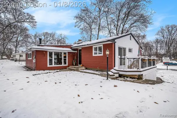 5995 Paramus, Clarkston, MI 