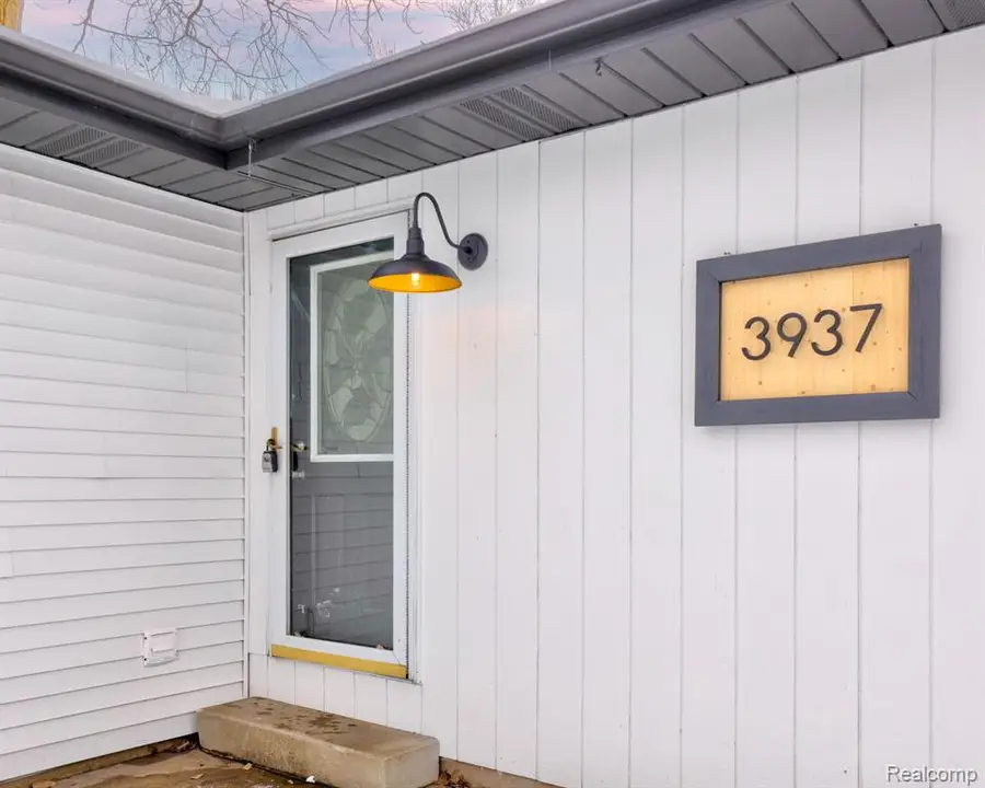 3937 Curtis, Birch Run, MI  - #3