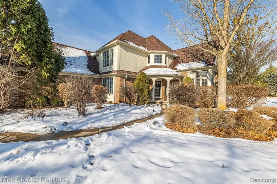 41450 Mission, Novi, MI 48375 - #2