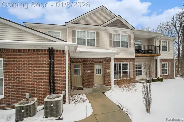 911 Watercress, Fenton, MI 